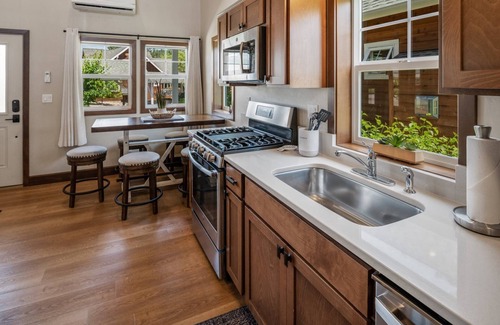 Dover Bay House | Pet Friendly 'Pearl of Pend Oreille'