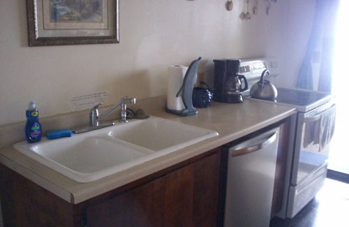 Brookings House | Pet Friendly, Private Trail to the Beach - 2 Bedroom