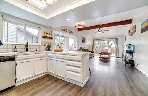 Northwest Reno House | Pet-Friendly Reno Hideaway w/Private Hot Tub!