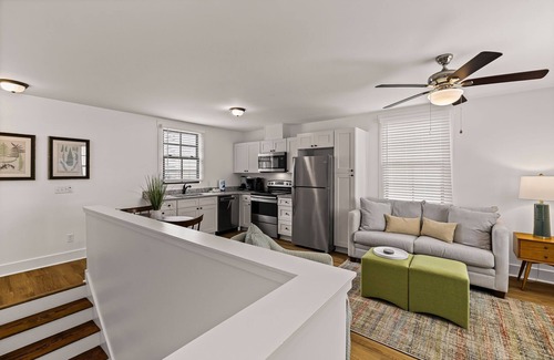 Historic Downtown Savannah Apartment | Pet-friendly Renovated Apt Steps to Forsyth, Coffee Shops by Lucky Savannah