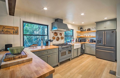 Cedar Glen Cabin | Pet-Friendly Retreat w/Game Room & Fire Pit!