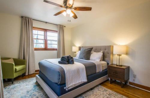 Hendersonville House | Pet-Friendly Retreat~$375 Free Activities Daily