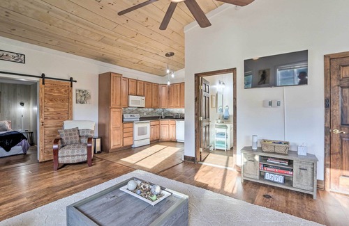 Ladiesburg House | Pet-Friendly Retreat on a Horse Breeding Farm!