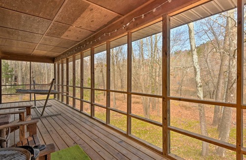 Great Cacapon Cabin | Pet-Friendly Riverfront Cabin with Patio + Yard!