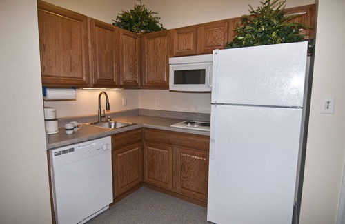 Morehead City Apartment | PET FRIENDLY rooms available, short walk to Historic Beaufort Waterfront