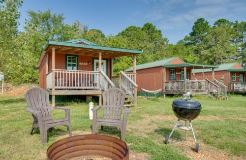 Salesville Apartment | Pet-Friendly Salesville Haven 3 Mi to Norfork Lake