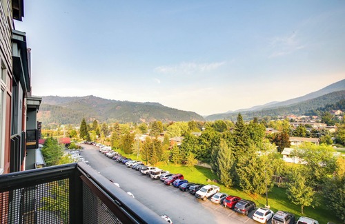 Kellogg Apartment | Pet-Friendly Silver Mountain Studio: Mountain View