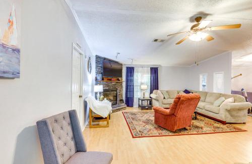 Milledgeville House | Pet-Friendly Sparta Retreat Porches and Fire Pit!