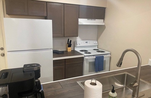 Gainesville House | Pet Friendly Townhouse Near I-75