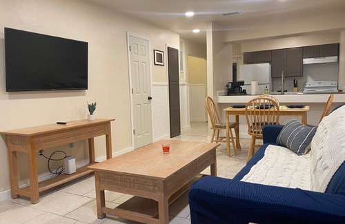 Gainesville House | Pet Friendly Townhouse Near I-75
