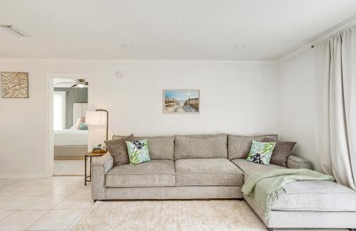 Echo Lake House | Pet-Friendly West Palm Beach Home with Pool!