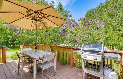Wilmington House | Pet-Friendly Wilmington Retreat with Hot Tub!
