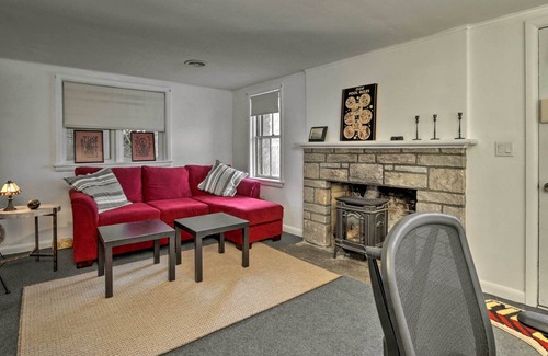 Woodbury Cottage | Pet-Friendly Woodbury Cottage w/ Fire Pit & Pool!