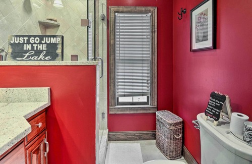 Woodbury Cottage | Pet-Friendly Woodbury Cottage w/ Fire Pit & Pool!