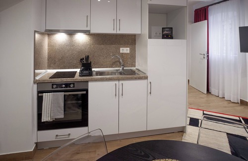 Sofia City Center Apartment | Pet'inn I, Pet'inn I by Ruby Red House