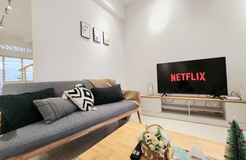 Petaling Jaya House | Petaling Jaya SS17 Landed Home 5 Bedrooms for up to 18pax, Eastin Hotel, Jaya One, University Malaya,TTDI, Phileo Damansara