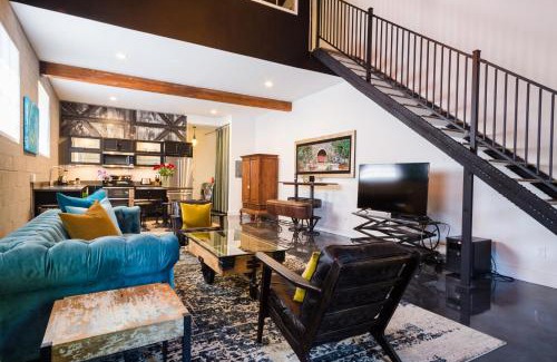 Petaluma Apartment | Petaluma Warehouse Lofts Unit D