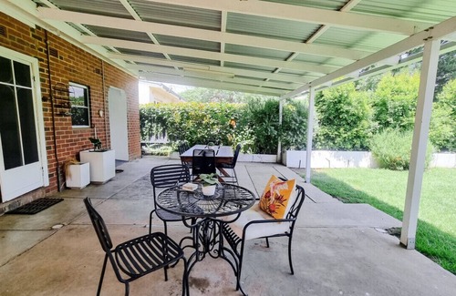 Wagga Wagga House | Peter’s Rest in the Heart of Central Wagga