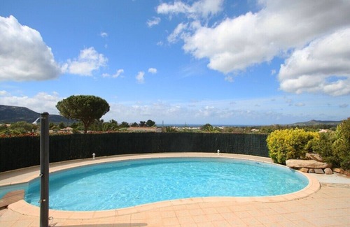 Calenzana Apartment | Petit Appartement à la Campagne Avec Piscine. Proche des Plages de Calvi