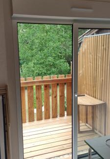 Maubuisson Apartment | Petit Appartement dans les Arbres