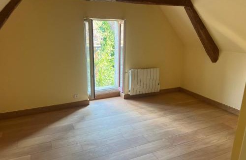 Yvre-l'Eveque Apartment | Petit gîte du bois