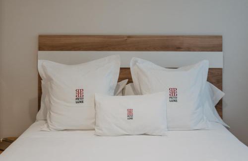 Pineda de Mar House | Petit Luxe Pineda