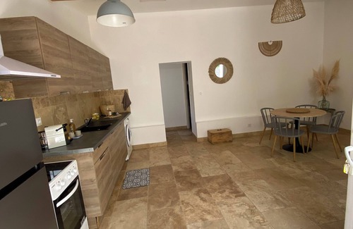 Tarascon Other | Petit mas en Provence