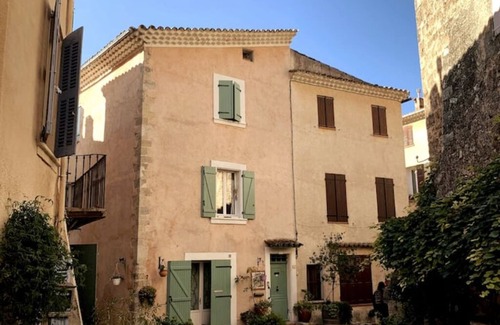 Villecroze Apartment | Petit nid Cosy Typiquement Provençal