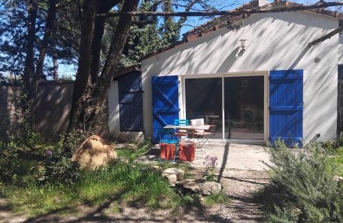 Bagard House | Petit Nid