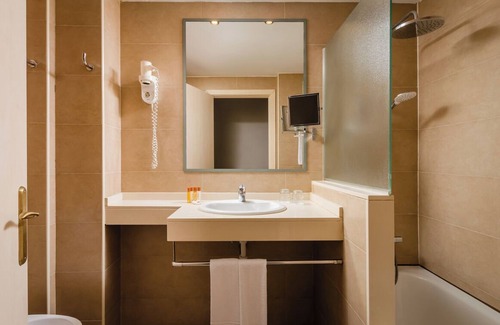 L'Antiga Esquerra de l'Eixample Hotel | Petit Palace Trencadis
