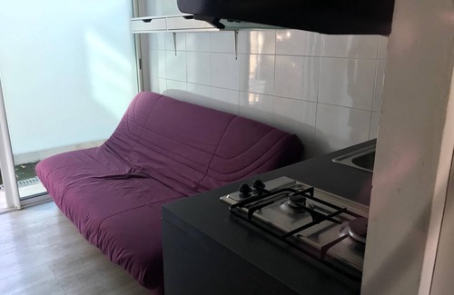 Mazargues House | Petit Studio Avec Terrasse Dans Villa