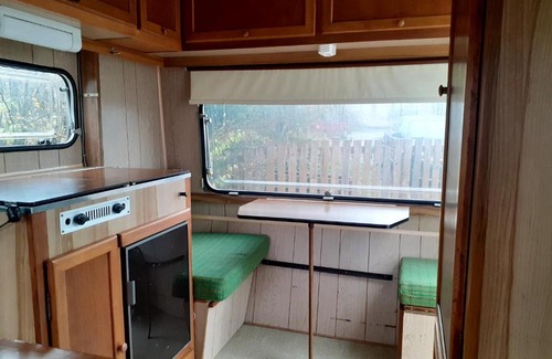 Polleur Other | Petite caravane vintage aux portes des Fagnes