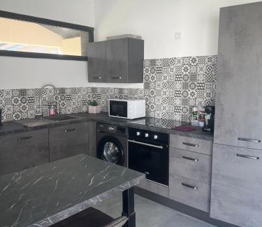 Beynost House | Petite maison au calme