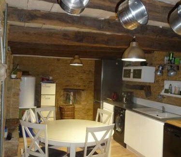 Saint-Amand-de-Coly House | Petite maison de caractère