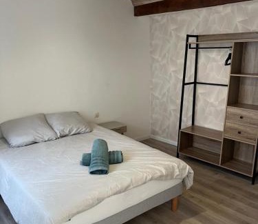 Nemours Apartment | Petite maison de ville duplex 4 personnes