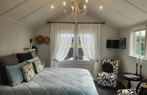 Martinborough Apartment | Petite on Regent