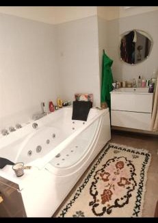 Billancourt–Rives de Seine Apartment | Petite perle