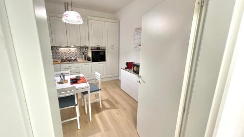 Igea Marina Apartment | Petlyapartments #Golden