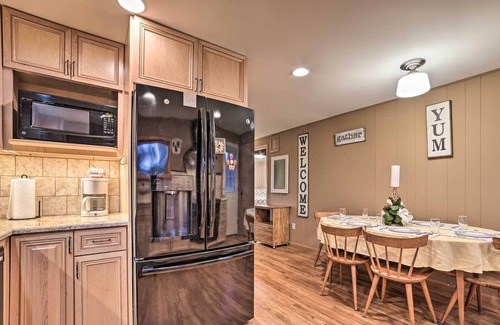 Petoskey House | Petoskey Home ~ 5 Mi to Downtown & Bayfront Park!