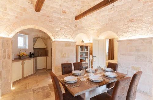 Locorotondo House | PETRA ANTIQUA