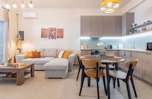 Analipsi Apartment | Petra Stylish Apartment
