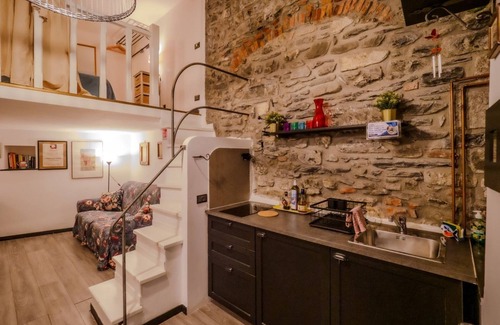 Vernazza Apartment | Petrella's Point Studio