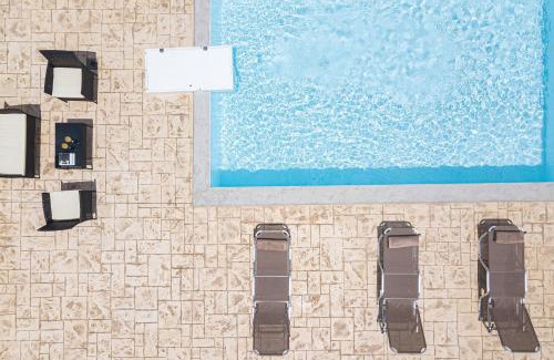 Mariou Villa | Petres Villas