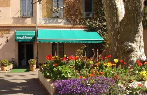 Digne-les-Bains Hotel | Pets Allowed w/Parking! Close to Cathedral & Shop