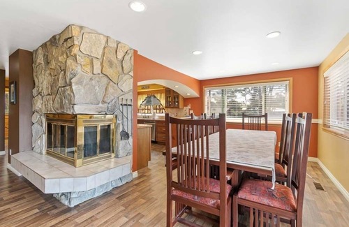 Klipsan Beach House | Pets OK, OCEAN VIEW, Beach Path, HOT TUB, Large Yard (FirstM)