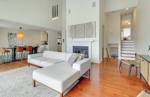 Willoughby Spit House | Pets Welcome: Beachfront Family Retreat in Norfolk