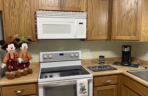 Elizabethton Condo | Pets welcome