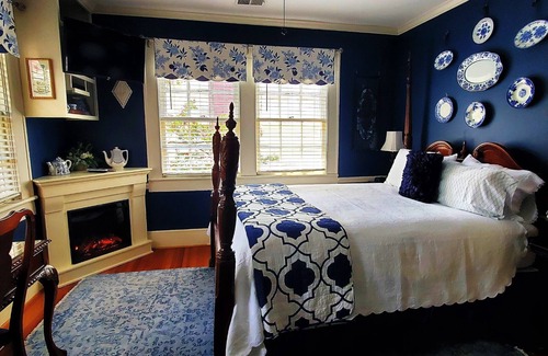 Pettigru Street Historic District Bed & Breakfast | Pettigru Place Bed & Breakfast