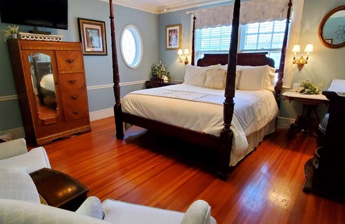 Pettigru Street Historic District Bed & Breakfast | Pettigru Place Bed & Breakfast