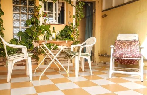 Arenas del Mar House | Petunia 75